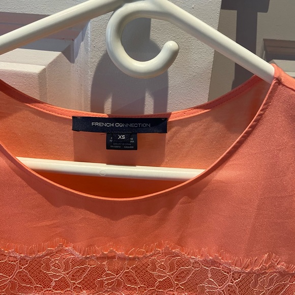 Peach French connection top size XS - Picture 2 of 3